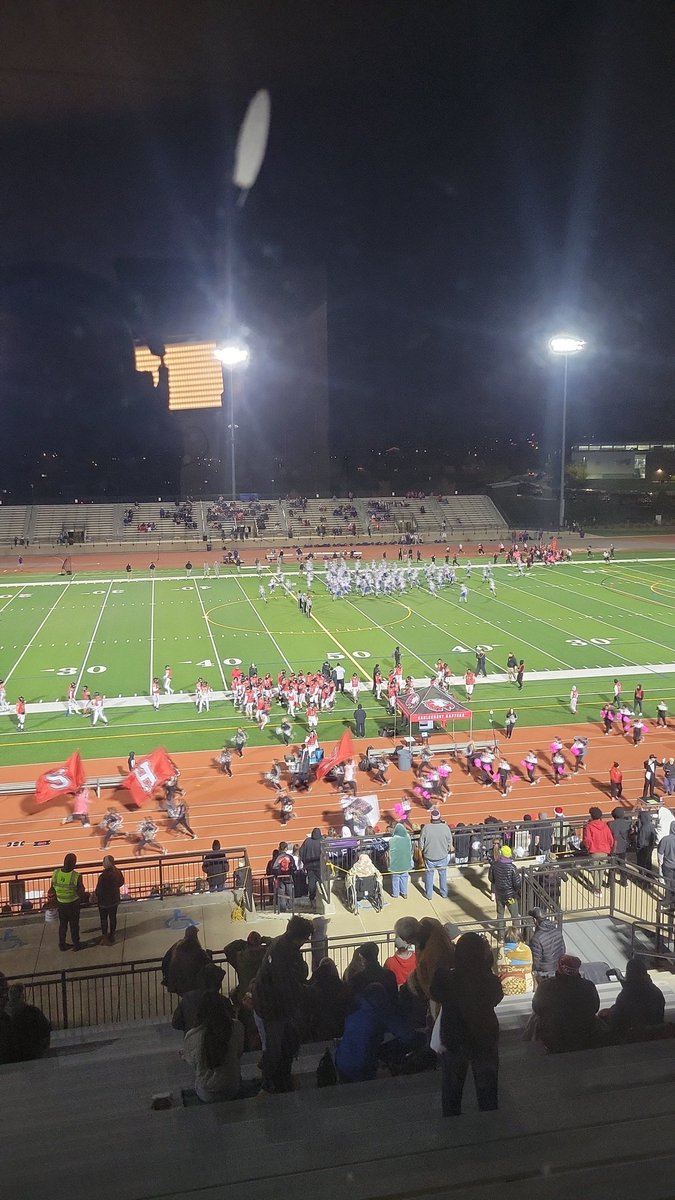 bigdeewhite's tweet photo. What more can you ask for on Friday the 13th!!!

Cherry Creek @ Eaglecrest on @fanvutv!!!

Check in with @lopesNewsSports and myself brought to you by @FanVuSports and @streamitsports https://t.co/GNFyxmG9qe