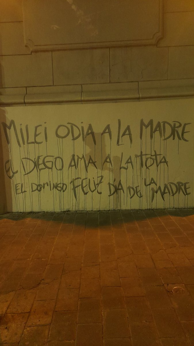 cabezabajo_'s tweet photo. https://t.co/onsn1G9O48