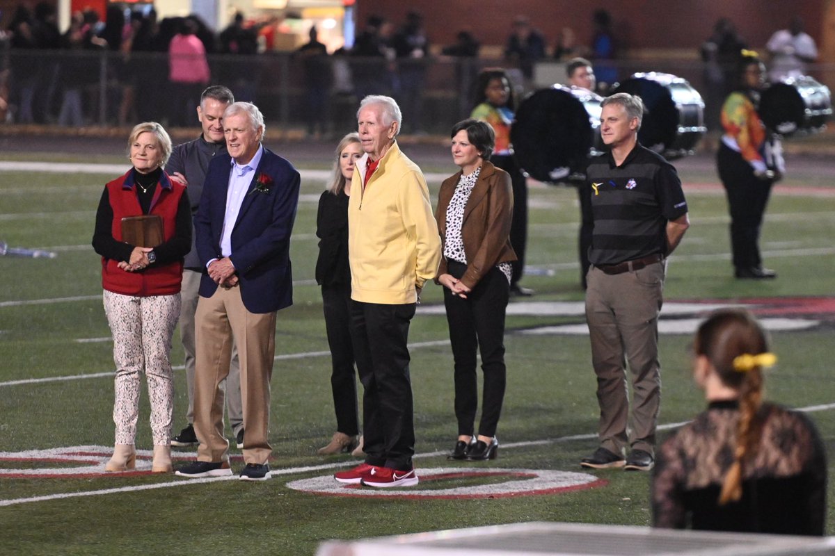 Amish With An iPad 📸 tweet media