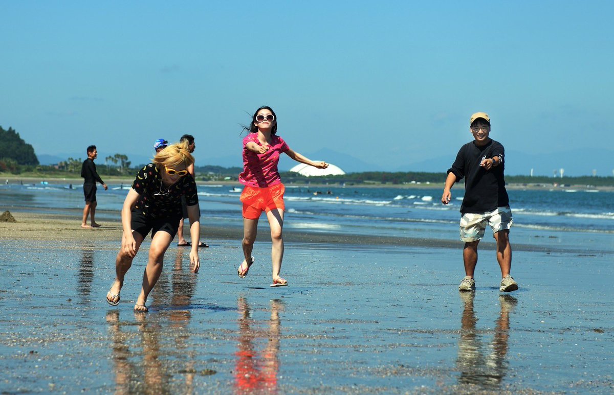 ashida10721's tweet image. 「ベイビーわるきゅーれ3」

２人の殺し屋、
杉本ちさとと深川まひろ、再び！！
2024年秋公開です！！

今度の舞台は宮崎県！！
南国を舞台に、観光しつつ壮絶なミッションに挑みます！！アクション増し増し！！

邦画史上最多キル数を目指します！！