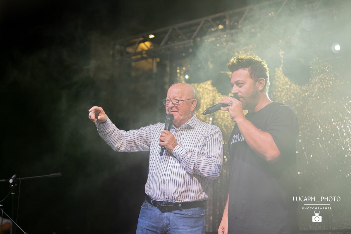 Massimo Boldi - Desio Festival - 30 settembre 2023
.
.
Milano 13/10/2023
.
.
#massimoboldi #milano #ottobre  #reportage #photojurnalism #fotografomilano #photographer #livemusicphotography #sottopalco #stagephotography #photographers #onstage #triennalemilano #fromthepit #desio