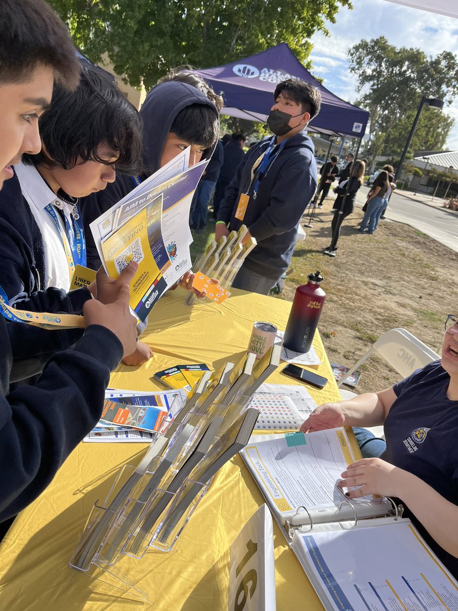 Shelli Hart tweet media