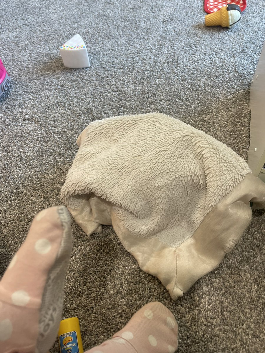 SOS: <a href="/SouthwestAir/">Southwest Airlines</a> help! We lost our lovey, aka our “nap” at @tulsaairports ! This is our 2-YO’s security blanket when she’s sad, hurt, nervous or scared. It’s pretty dingy but full of love and memories. Please help us find it! Lost near gate B3 this morning 😭.