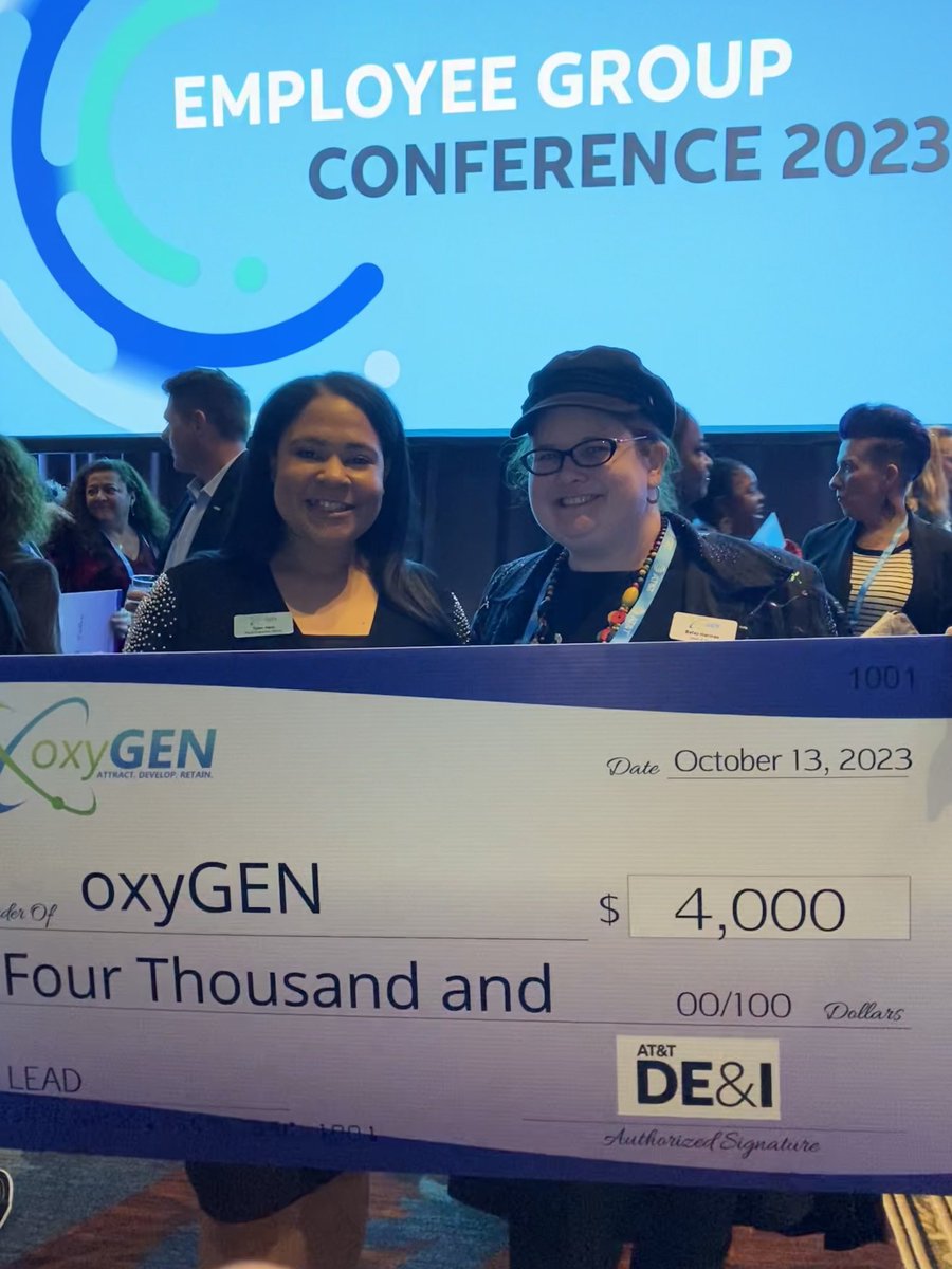 betsyharmse's tweet photo. We got a giant check!!! Huzzah! Congratulations ⁦@oxyGENerg⁩ on winning an #ExcellenceinAction Award in Professional Development! @ATT @ATTimpact @LifeAtATT #LifeAtATT #ATTEGC23 #oxyGENerg https://t.co/Kx3k20jP40