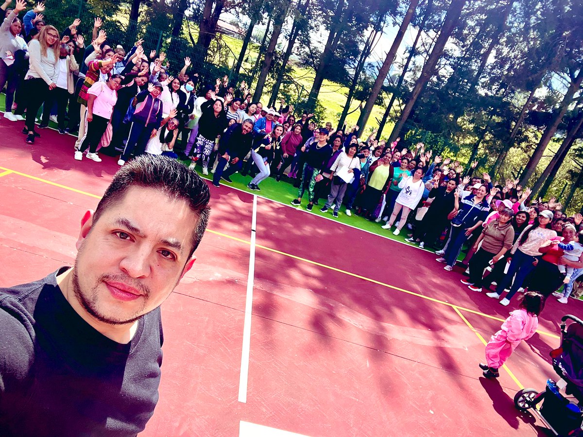 Octavius_MR2's tweet photo. Hoy desde temprano salimos a activarnos con nuestras amigas Delmacistas con toda la actitud. Gracias a todas las que se sumaron. Actívate y aliméntate sanamente. ¡No dejes de moverte! 🏋🏻🏃♂️
#MotivateAquiyAhora #Jilotzingo https://t.co/6wHOnkzDWa