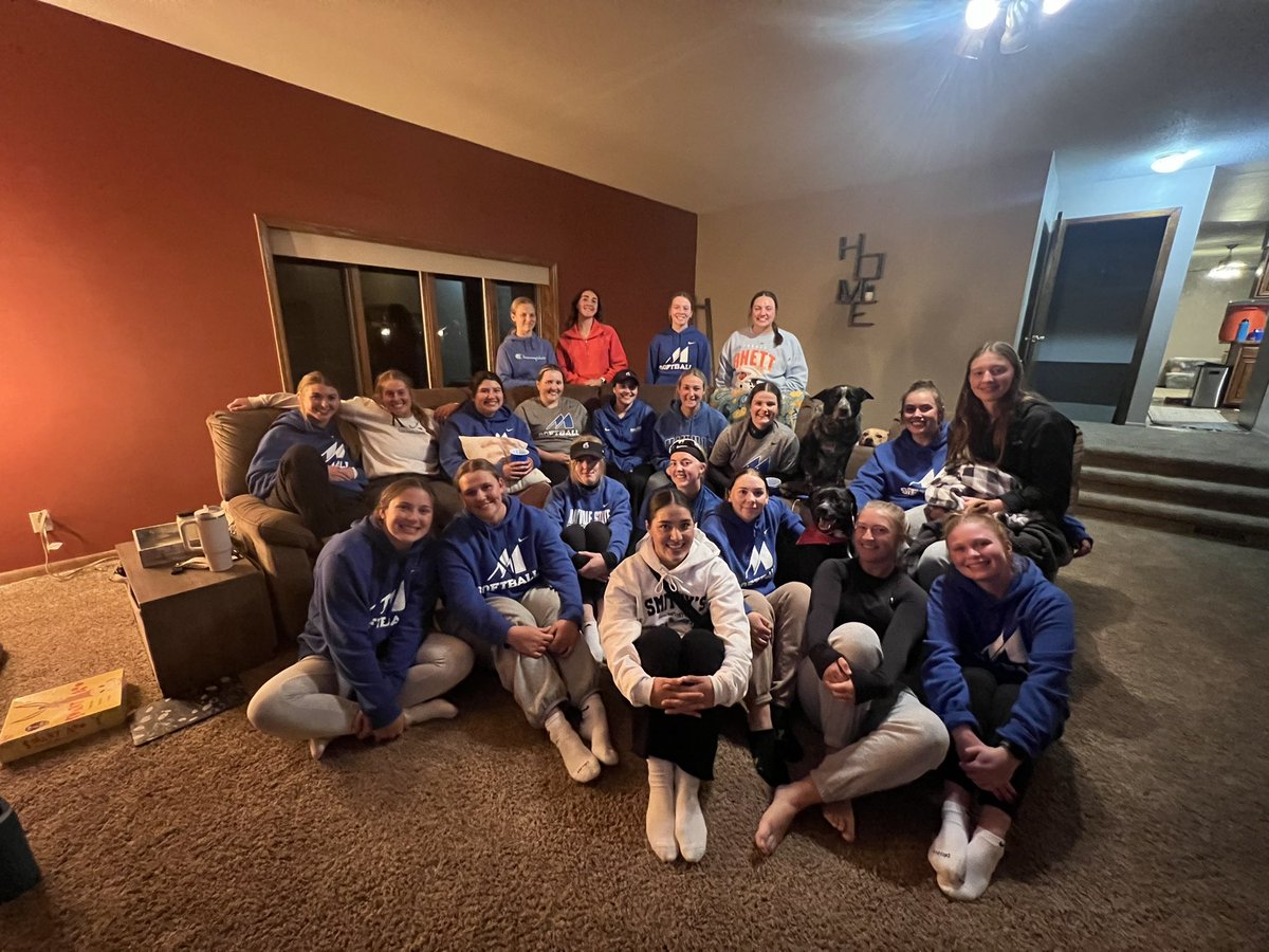 Friday practice &amp; team dinner 🙏🏽