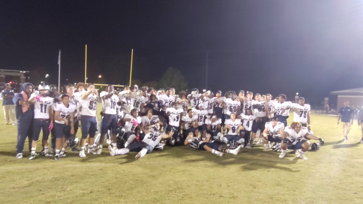 junebugnewyork's tweet photo. The Region 4-5A champion @KnollFootball https://t.co/CHJ0zAPyU6