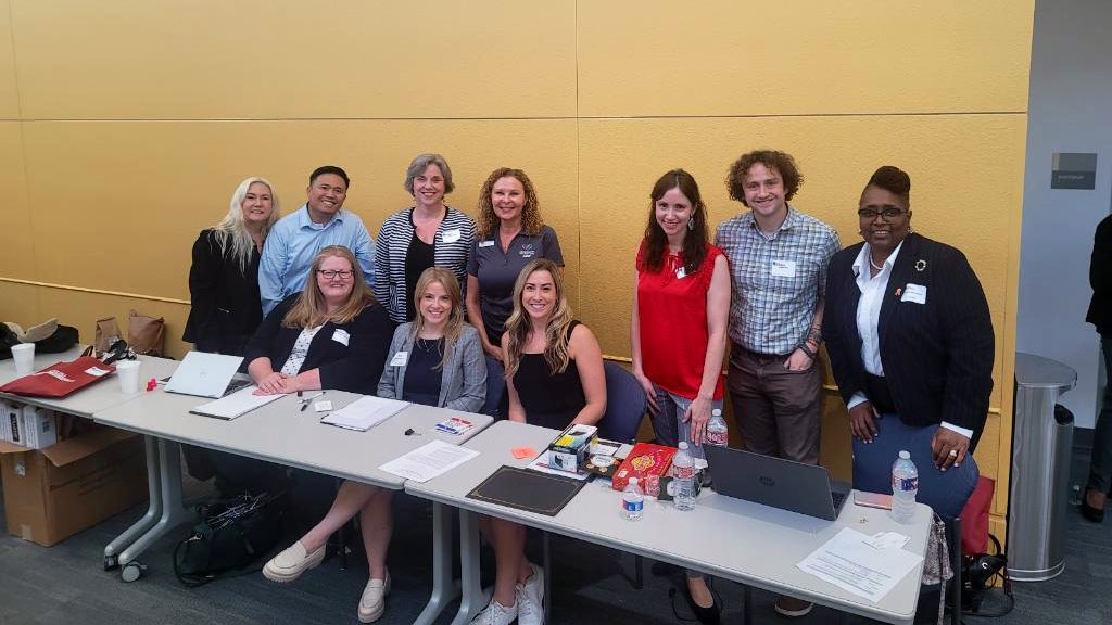 TNPAustin's tweet photo. TNP had a wonderful time at the @HoustonAreaNP conference today. A big thank you to HANP President Katherine Simpson, Past President Mallory Gahm, and the entire board for inviting us to participate in a great day of networking and learning! #HoustonStrong #NPsLead #NPCommunity https://t.co/8tOKQLDvp8