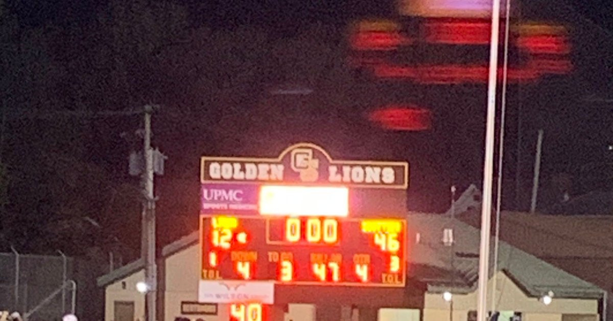 Football Team with a strong performance tonight! With their win, they join Girls Tennis, Girls Soccer, &amp; Girls Volleyball as WPIAL Playoff qualifiers! Great job, Scotties!
#BePhenomenal