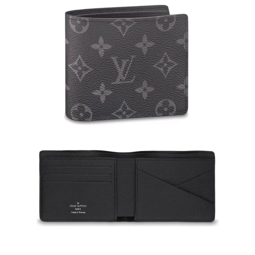 ReviewGhost15's tweet image. กระเป๋าสตางค์ผู้ชาย Louis Vuitton Multiple Wallet 

พิกัด📍🎯
🧡shope.ee/8KO4iqXGTA

การันตีของแท้ 100% จากร้าน Duty Free Discount Store 
อุปกรณ์ครบครัน (ถุงของขวัญ กล่องของขวัญ ถุงผ้า การ์ด ริบบิ้น)

#กระเป๋าสตางค์ #MultipleWallet  #กระเป๋าสตางค์LV #LouisVuitton #LV #ขาย