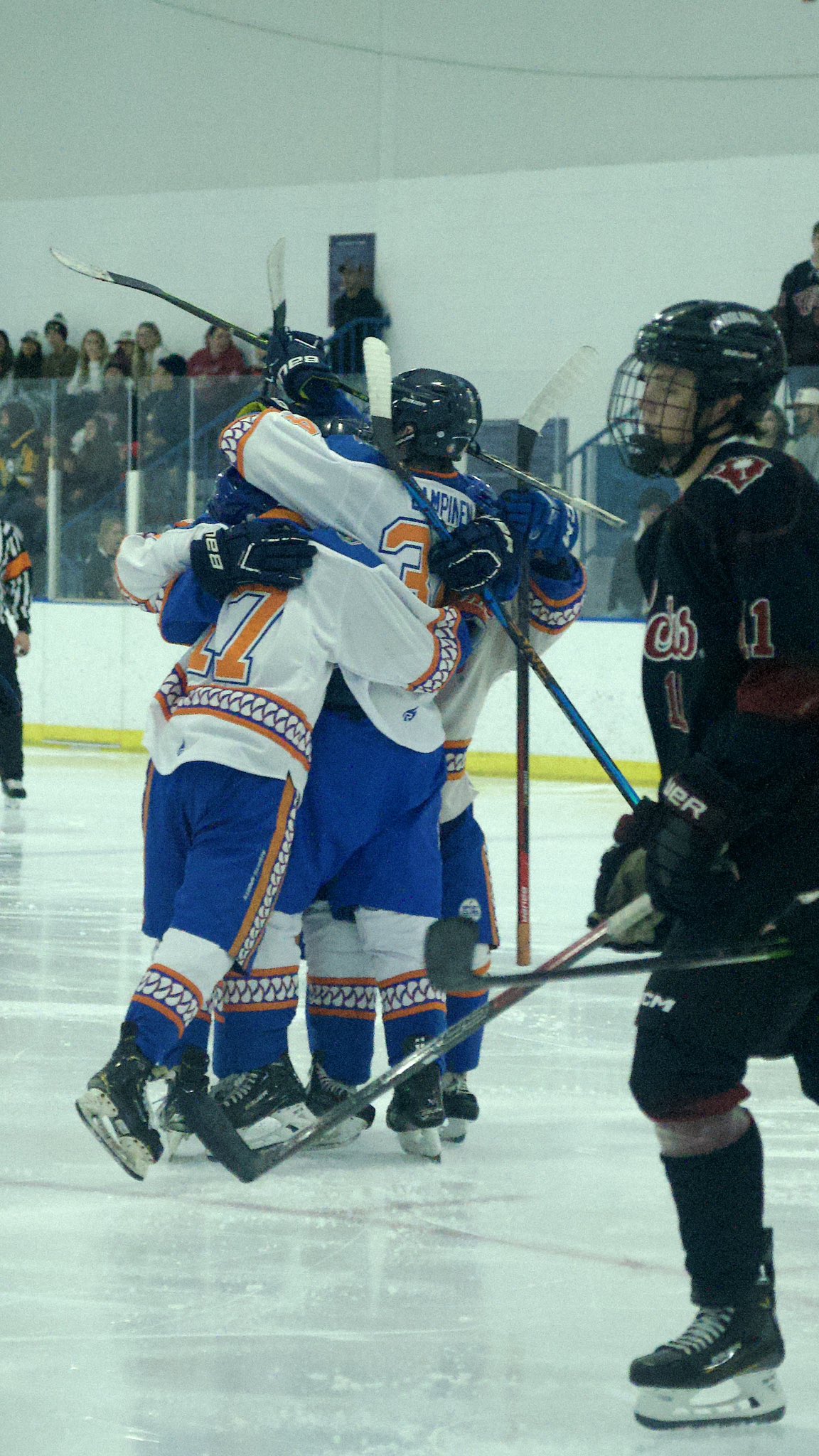 Florida Gators Ice Hockey Club (@ufhockey) • Instagram photos and