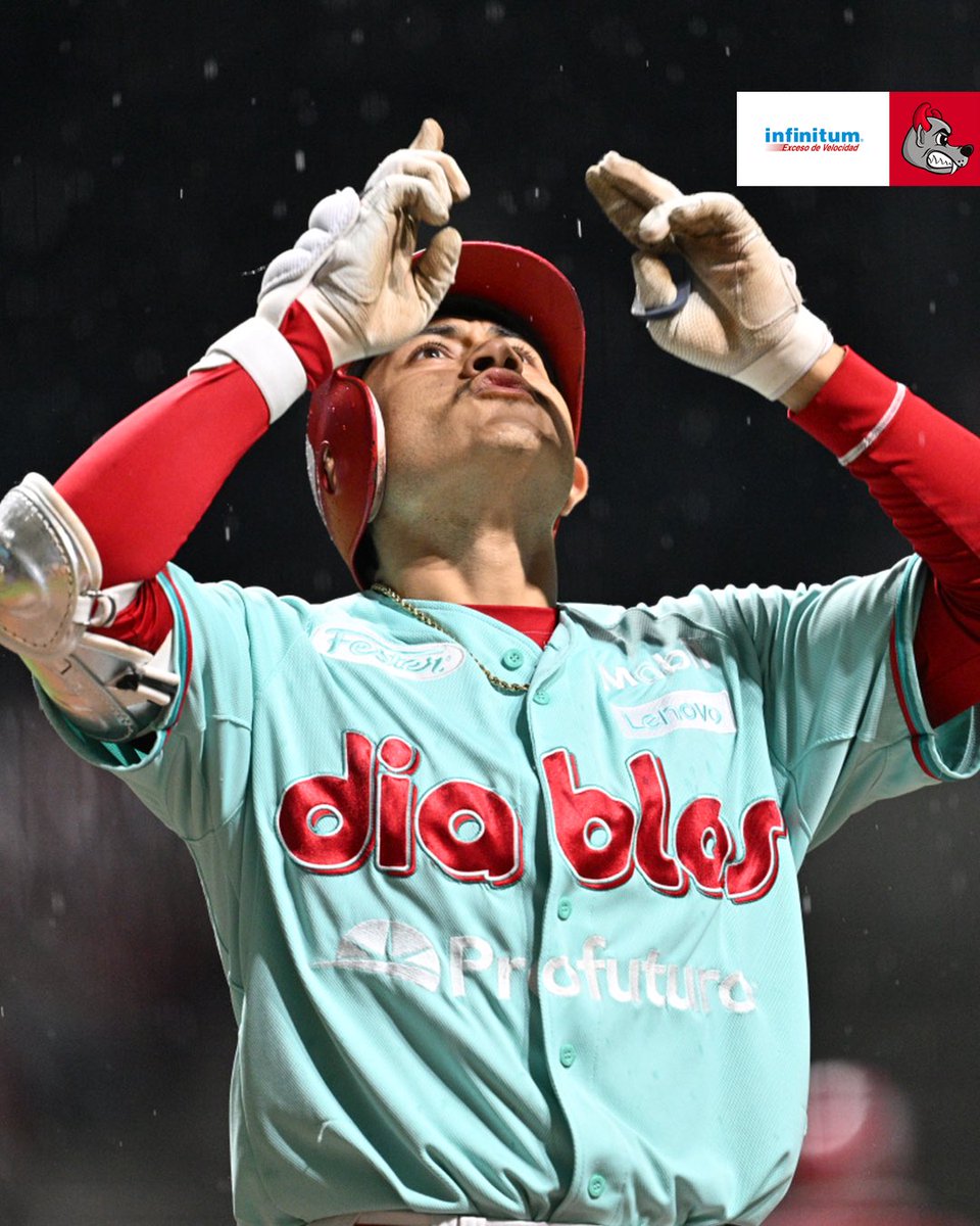 DiablosRojosMX's tweet photo. ¡EL PRIMER TABLAZO LLEGÓ! ☄️ a cargo de Francisco González 

#InviernoRojo https://t.co/OQ9fP5AiV4