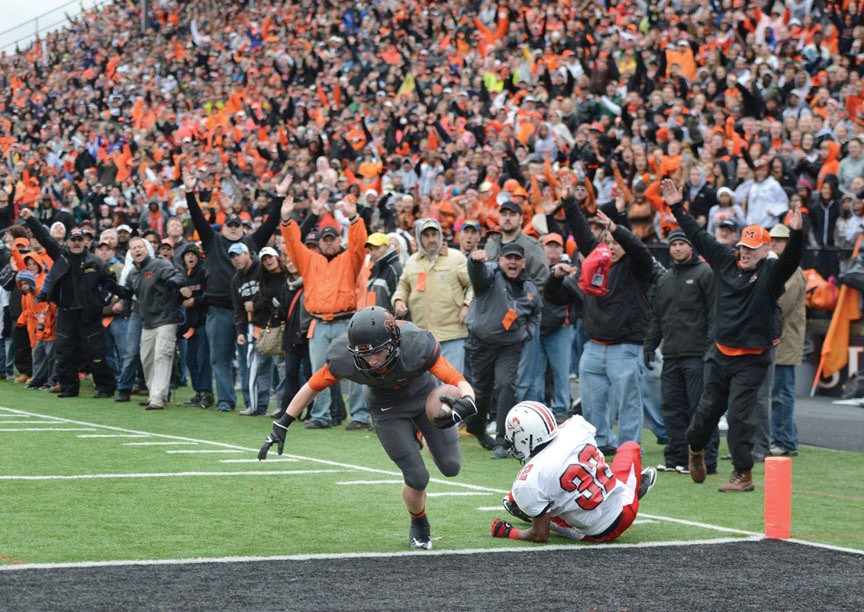 MaxInMassillon's tweet photo. It’s the most wonderful time of the year, Beat McKinley! https://t.co/MYM3Sw72G5