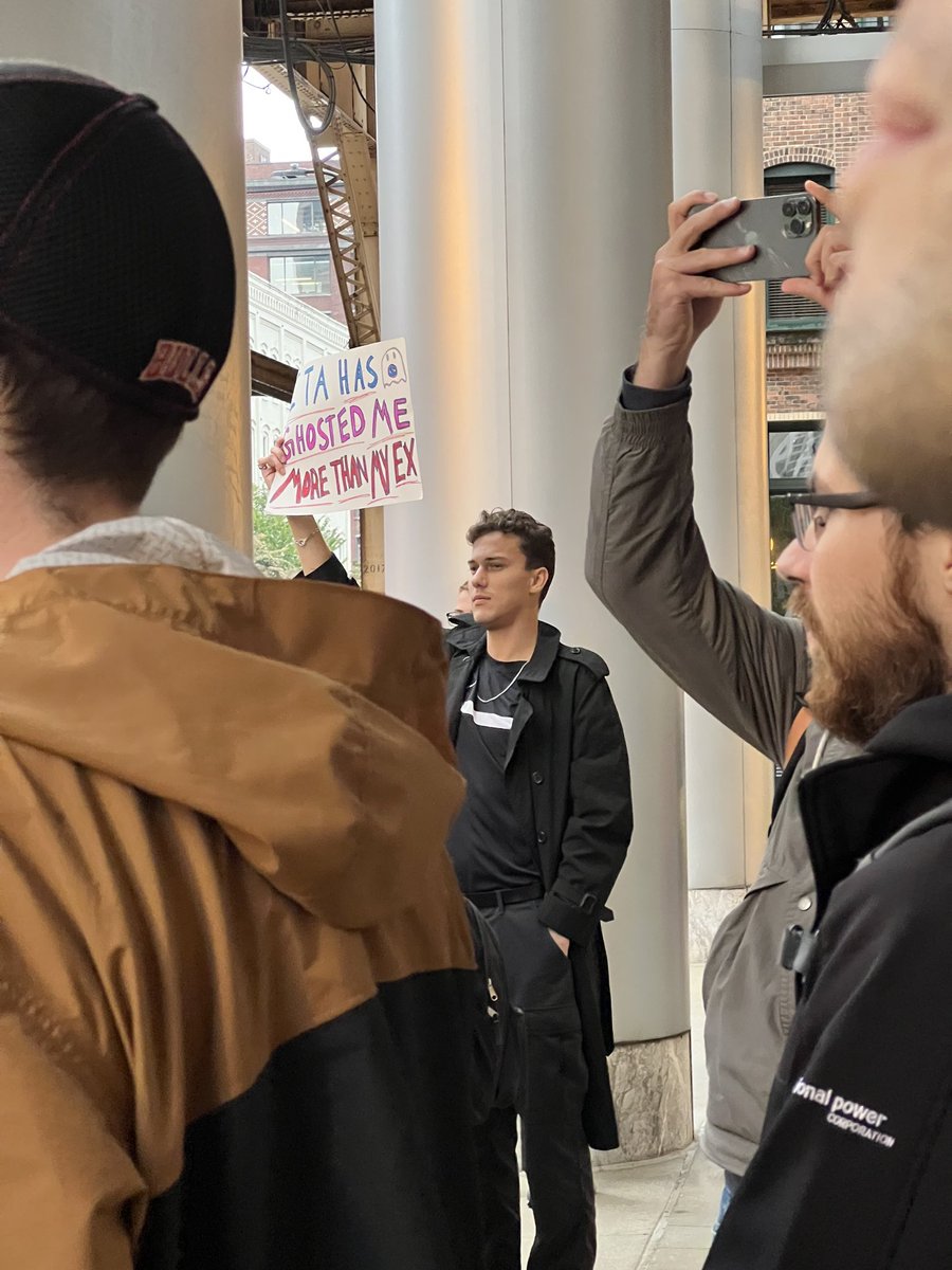 ctaaction's tweet photo. Thank you for braving the gloomy weather to make  the #CutCarter protest badass

We're tired of the lies and excuses. We can and must demand better 📣 https://t.co/oewgsvd9nk