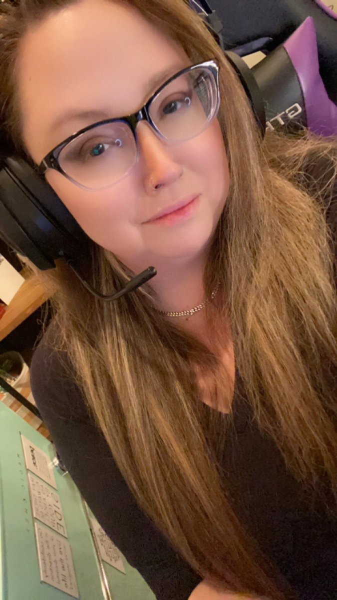 MsNativePeach's tweet image. About to go live 🙌🏼