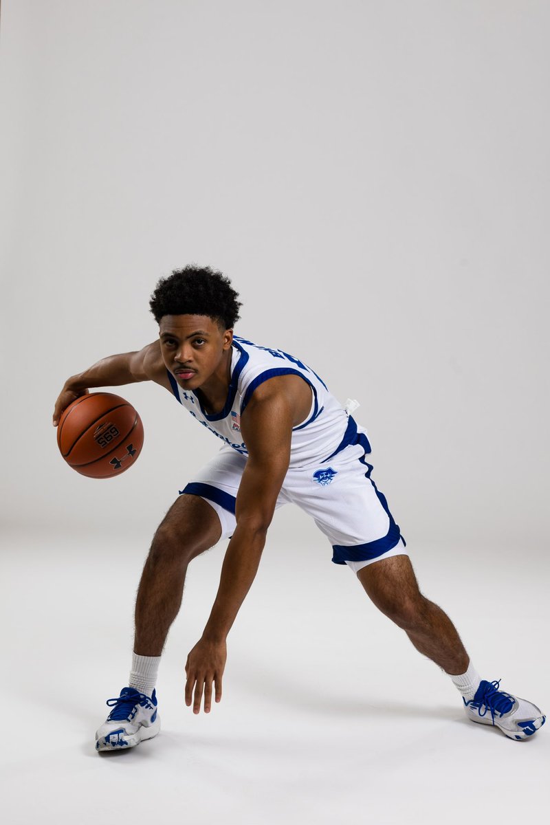 malachi_brown11's tweet image. #DoubleDUECE #HallIn 🏴‍☠️💙🤍