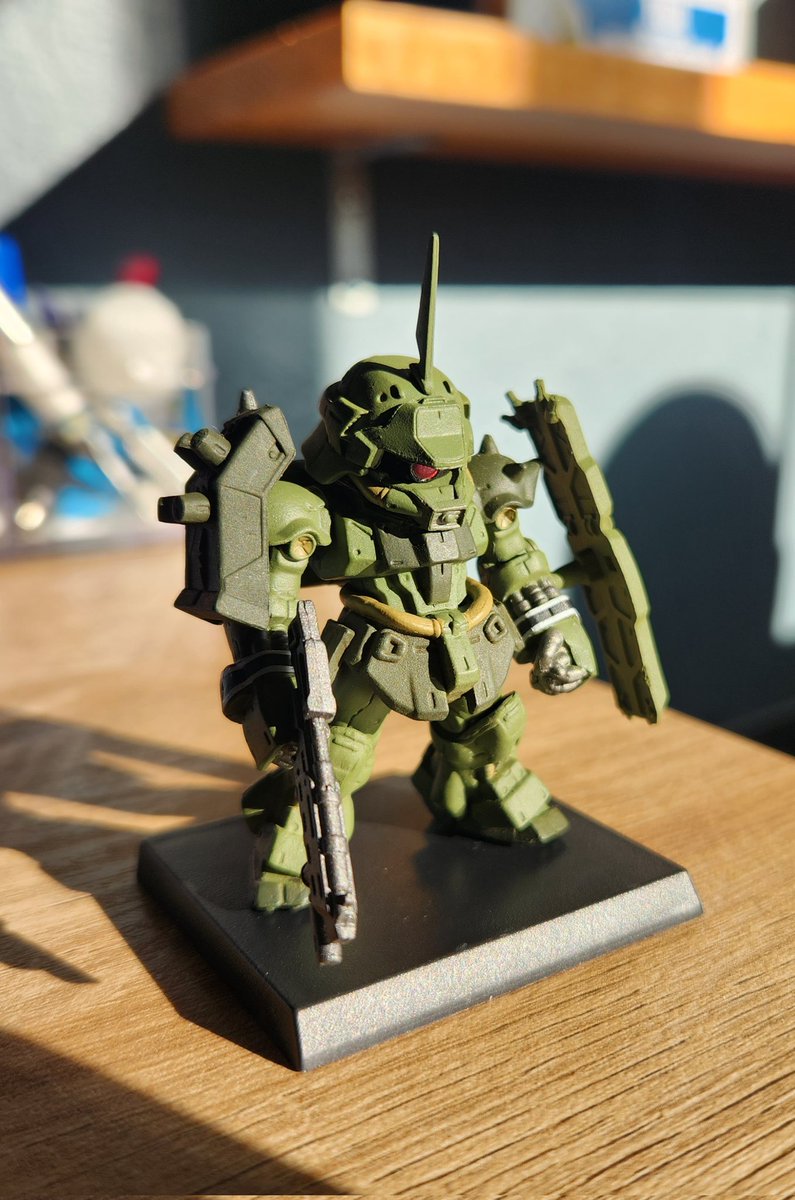 Model_Abstracts's tweet photo. Geara Doga Gundam Converge makeover starts now!!!! #gundam #gunpla #gundampaint #gundammodelkit #FYP #modelkit https://t.co/qLjWJki5AY