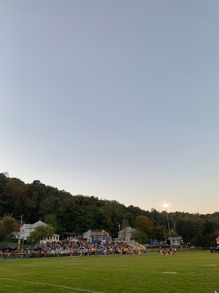 BSHS_TRIBEPRIDE's tweet photo. Spirit week wrap up. Pumpkin drop, PEP Rally, Homecoming Game! What an awesome week to introduce Skye to our incredible community. #friendswithpaws https://t.co/GbntaoyvU3