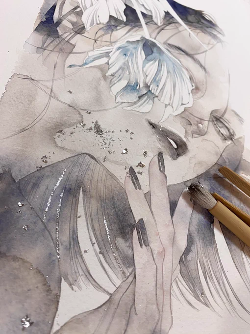 #墨の彩展 本日も宜しくお願いします!ラメ感のある顔彩や箔を使った作品が多いので是非角度を変えて見てみてください私は遠方の為行けませんが今日は在廊される作家さんも多いようなので是非足を運んでいただければ嬉しいです 