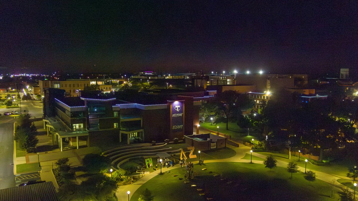 TarletonState's tweet image. The Smokestack and buildings around campus are lit in pink, green, and teal as we join the @LightUpMBC global campaign to shine a light on Metastatic Breast Cancer.

 #LightUpMBC #TarletonState