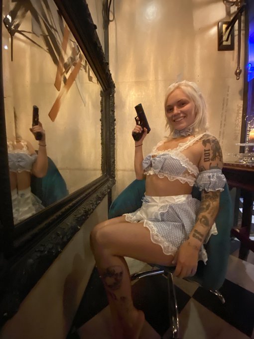 4 pic. Halloween content coming @ you hot! Join now  STILL 50% off until 10/15!!! https://t.co/Qud1izuqIz