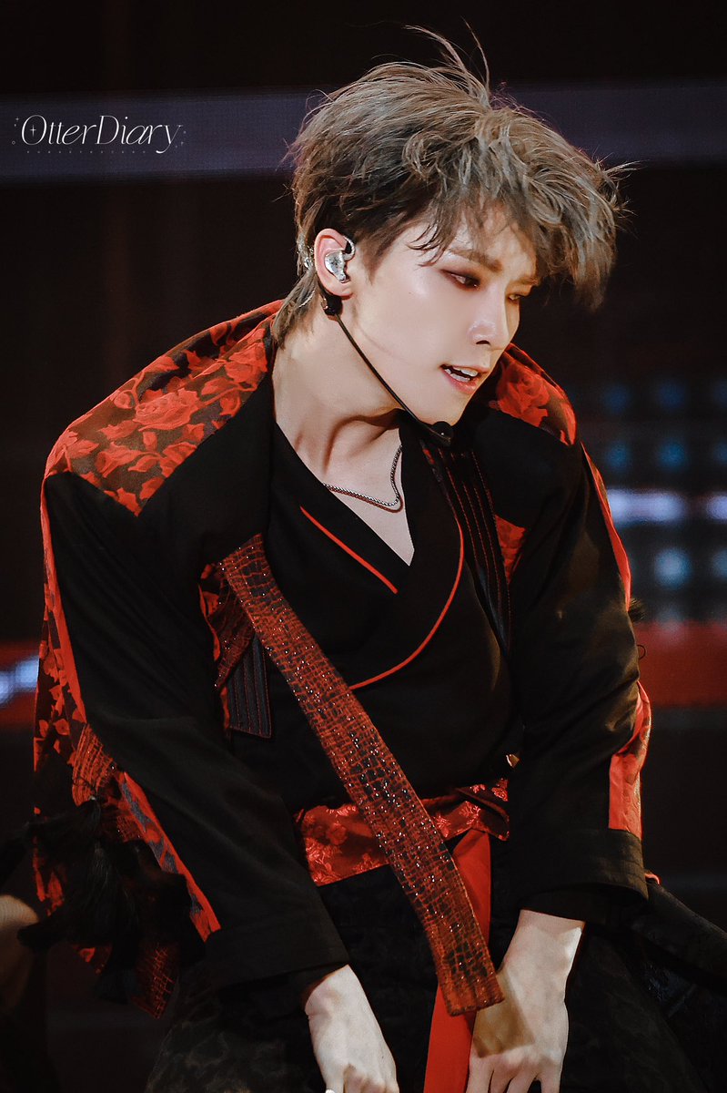 OtterDiary_'s tweet photo. 231010 TMA

댄싱킹

#세븐틴   #SEVENTEEN     
#디노 #이찬 #DINO #ディノ https://t.co/xFyqnPYqYX