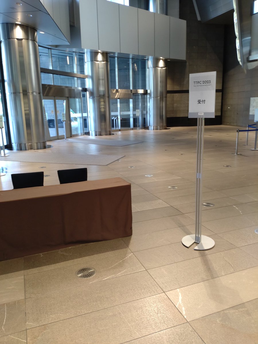 stpc2025's tweet photo. 4. 受付で入館証をもらい、社員の案内でエレベーターに乗ってください https://t.co/hC0562Oe2d