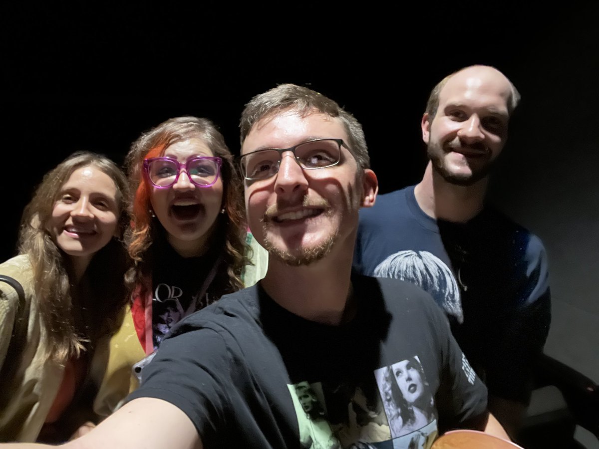NickHoxsey's tweet photo. Thank you @taylorswift13 and @AMCTheatres for an amazing night! Met two Swifties and traded #friendship #bracelets and sung every song at the top of our lungs!! https://t.co/LgaYKiGpfV