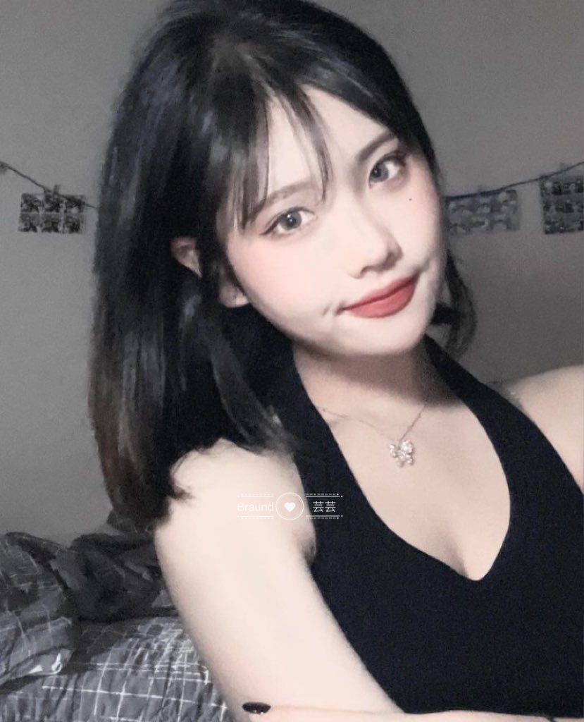 Braund288's tweet photo. 周末了！你们都在干嘛呢？带我一个？🙈#南宁交友 https://t.co/Sj5NtcK83N