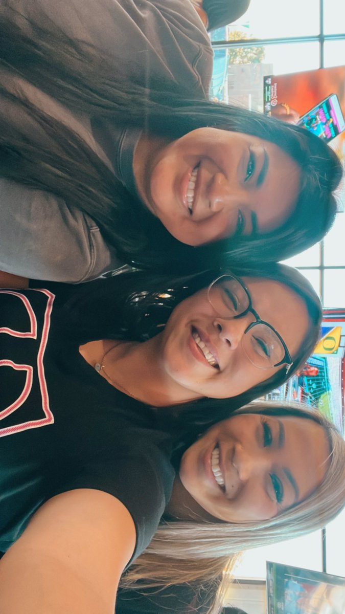 Trizzie Nguyen tweet media