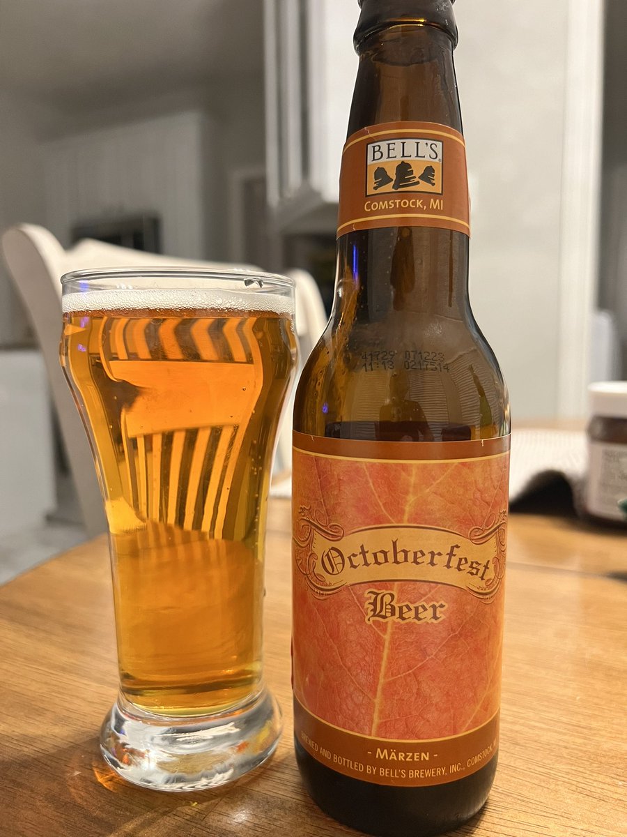 BrosBeerGuide's tweet image. All I can say is wow , one of the best Marzen , #Octoberfest beers , I’ve tried this season. @BellsBrewery did it right !!!#CraftBeer #beers #beerbelly #beeroclock