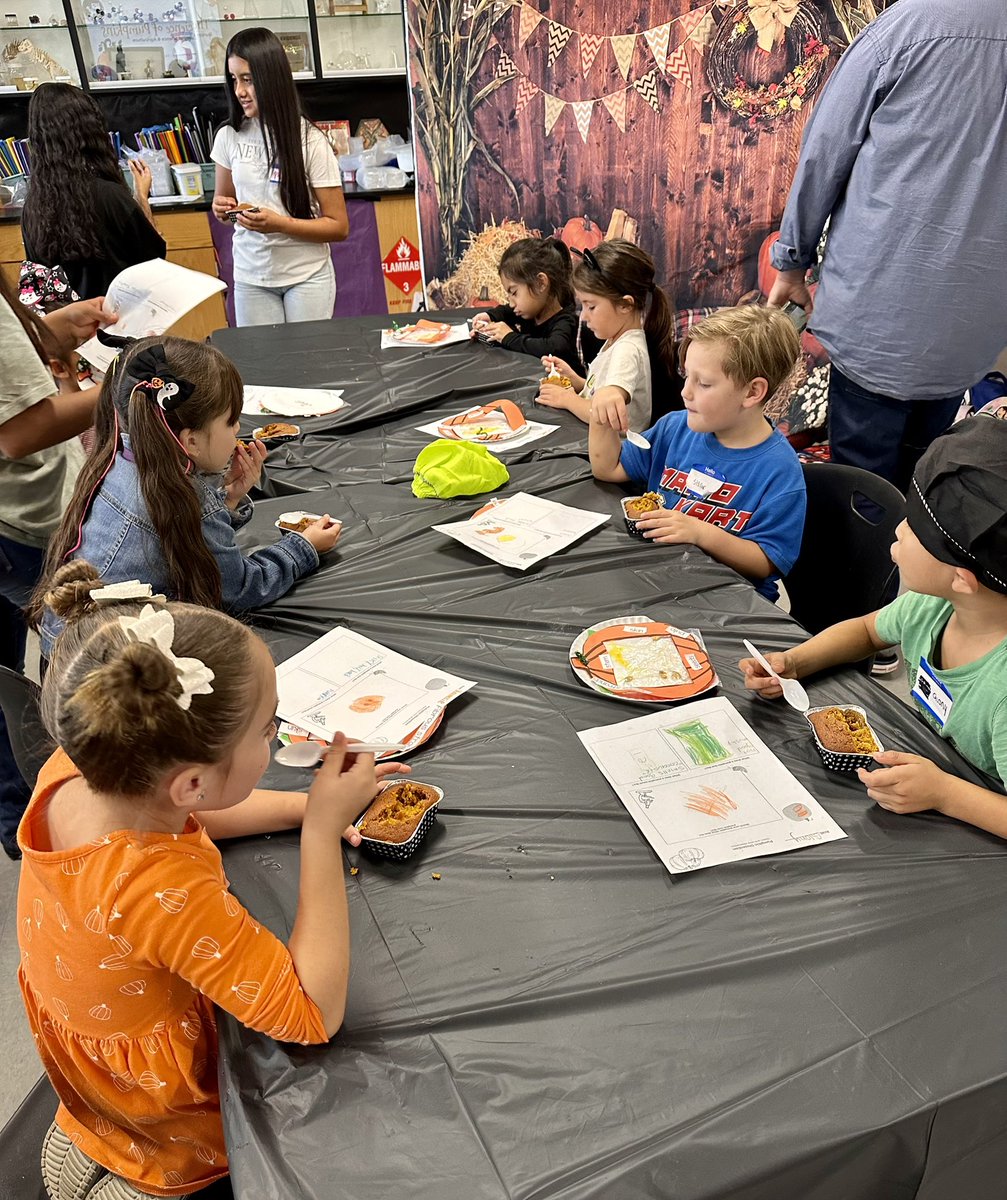 What a perfect way to jump into Fall! With the help of BASA mentors, K-1st graders from BES &amp; JMA created fall floral arrangements, learned the life cycle, studied parts of a pumpkin &amp; made delicious pumpkin bread! 🔬🎃🍁 🍞 #BurtonExperience #STEAM #agriculture <a href="/BurtonSchools/">Burton Schools</a>