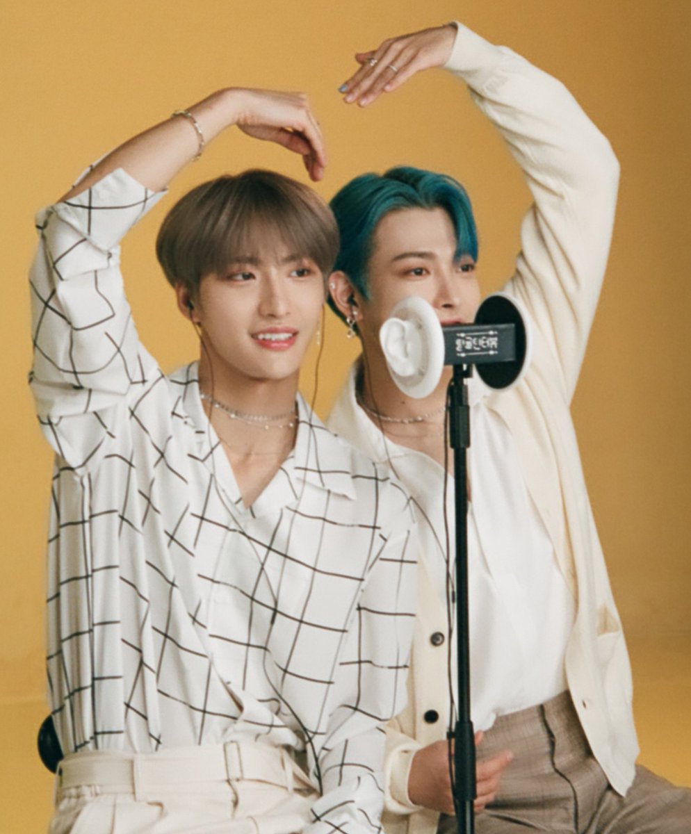 jxxnghwx social media au thread 💌

jxxng thinks hwx is the hornier one in the relationship 
hwx thinks jxxng is the horniest 
they make a bet
who will win?