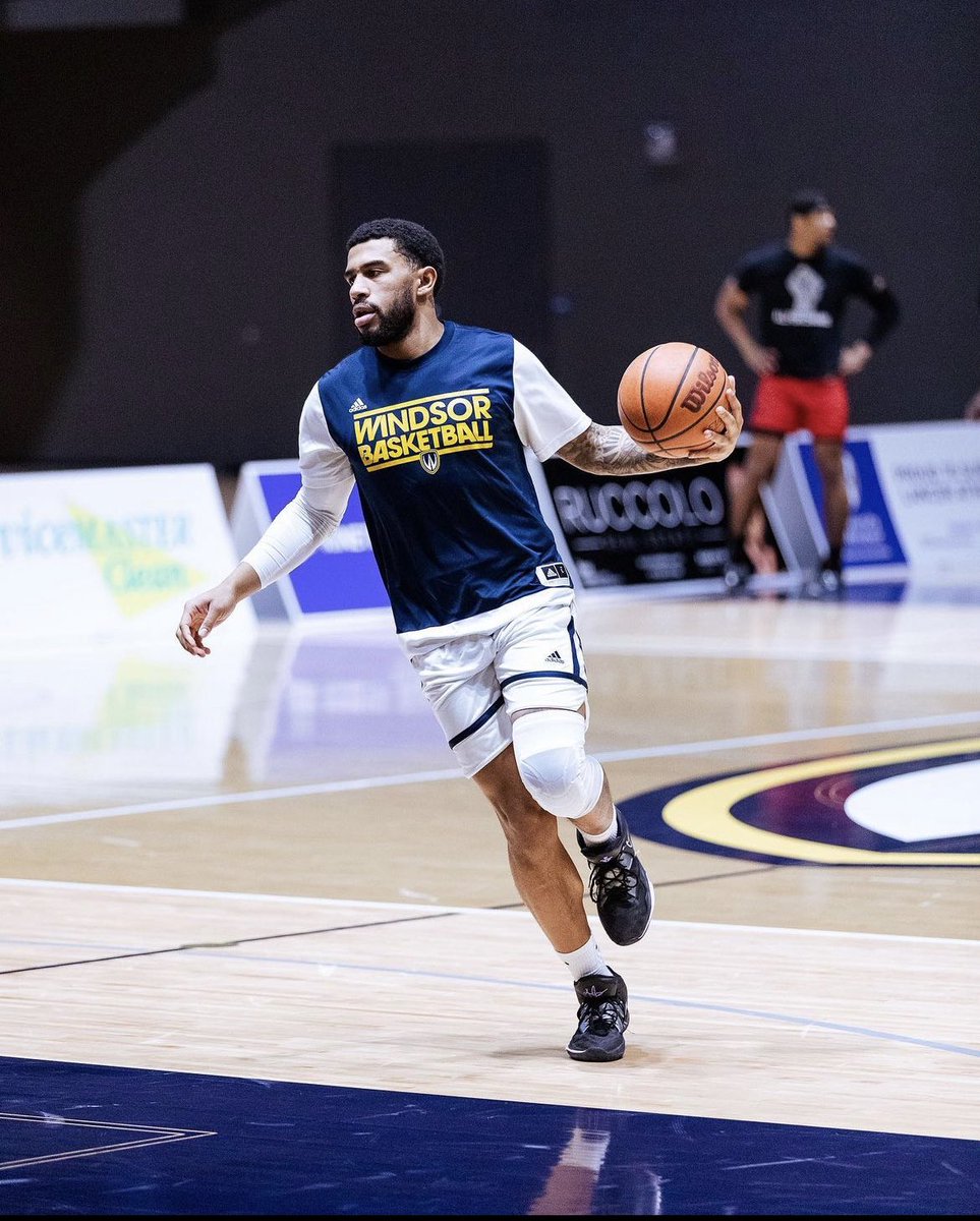 Windsor Lancers Guard @xochu6_ just put up a ridiculous 47 points in preseason tournament vs UNB. Good @USPORTSca experience under his belt at this point, not to mention his time in @CEBLeague with @ED_Stingers BIG year coming @WindsorLancers