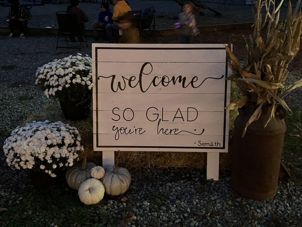 That’s a wrap! Harvest Social tonight. Great to see so many families and students out. Thank you <a href="/SPCanada/">Samaritans Purse CAN</a> for your support and to the PAC for their community spirit. #abbyschools