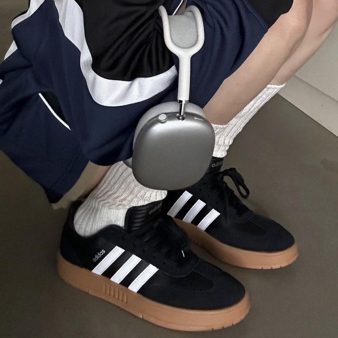 Pre_wish's tweet image. 〰️✨ กลับมาแล้ววว #adidas 〰️☁️🤍 GRADAS ก็แทน Samba ได้อยู่พี่สาว สวยยย ราคาดีด้วย! 

Pre-order

🏷️price: 3290.-
〰️มัดจำได้
🛒line shopping available 
🩶วัดความยาวเท้าเป็น Cm

#พรีเกาหลี #พรีออเดอร์เกาหลี #addidas #addidasshoes