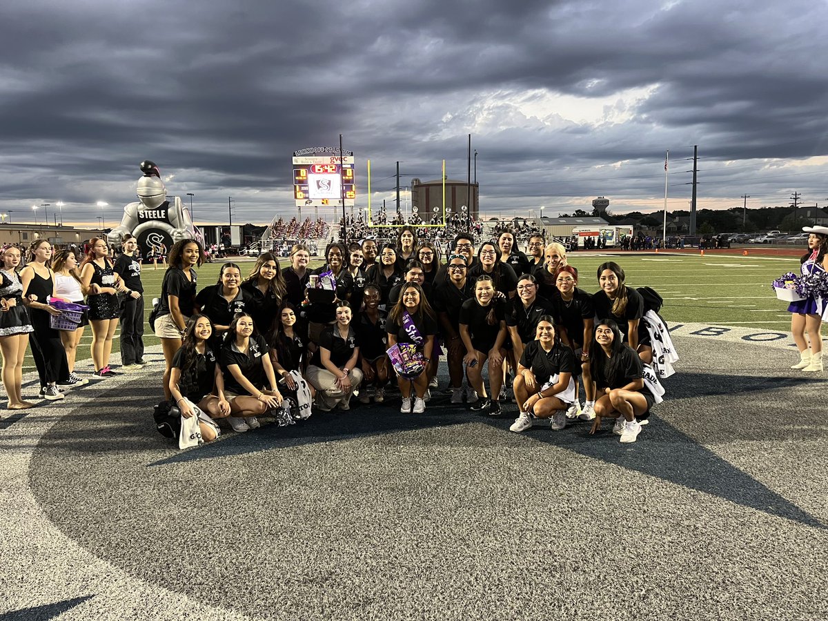 Making friends everywhere we go 💜🐍 Rattler up!