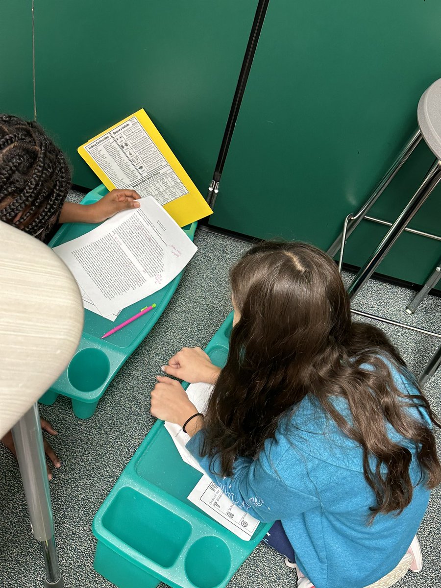 Mrs_Cooper_SME's tweet photo. Peer editing using TAG protocol! I heard some amazing suggestions today on their personal narratives! Everyone was engaged and asked to continue editing  on Monday! #awinisawin 🥰 https://t.co/4QLVBPc6cY