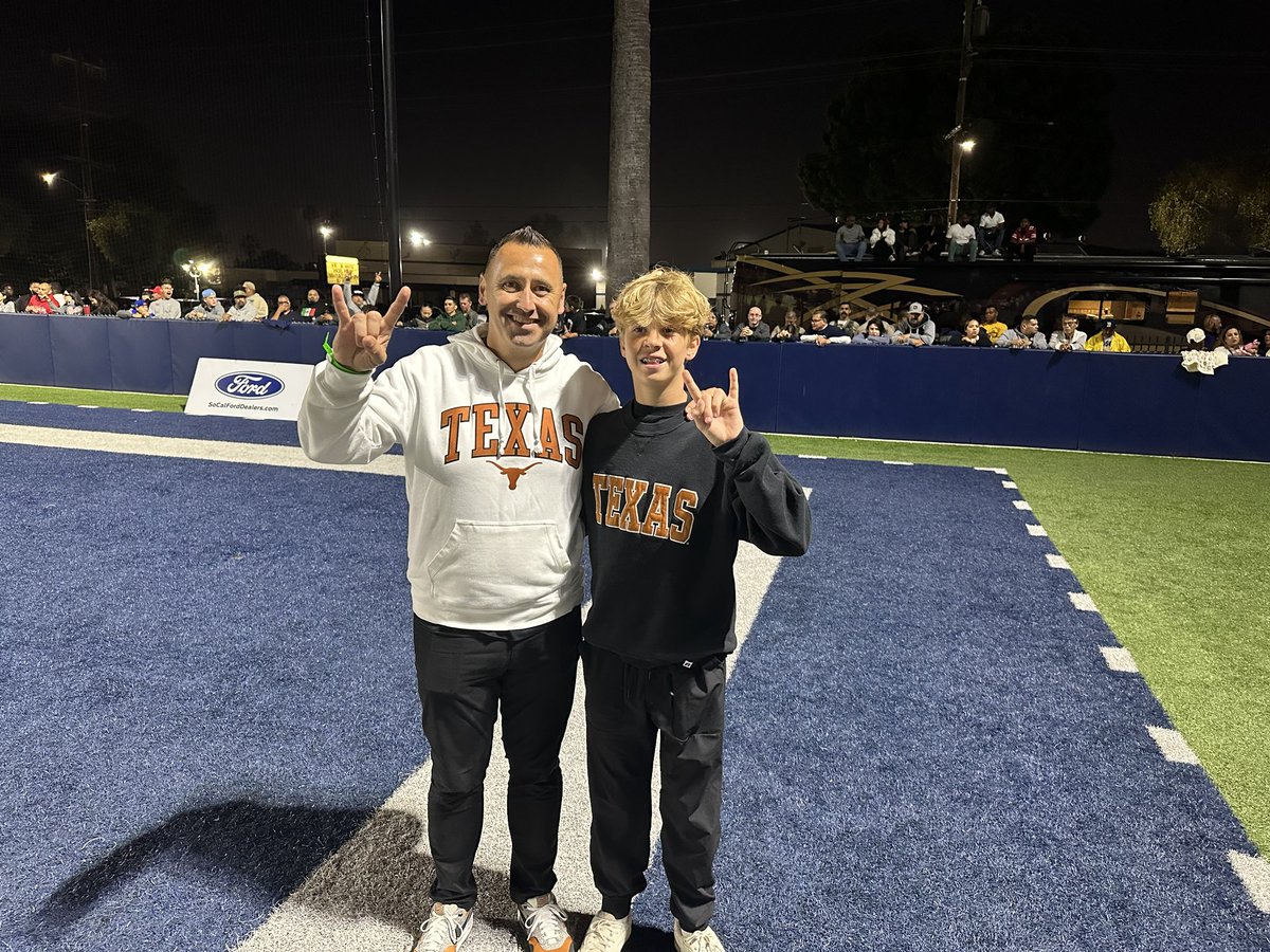 Lane_Kiffin's tweet photo. 🤦‍♂️ ⁦@TexasFootball⁩ ⁦@OleMissFB⁩ https://t.co/8IfhfzOa5C