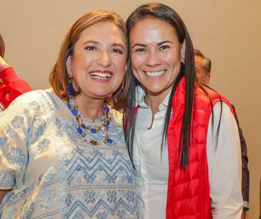 AlejandraDMV's tweet photo. Tu entrega, la pasión con la que vives la política y el fervor con el que sirves a tu país, no solo te hacen una mujer increíble, sino también una mujer imparable. En el #Edoméx somos #Xingones y vamos con todo @XochitlGalvez. #eXperanza https://t.co/MeSi8cT0w2