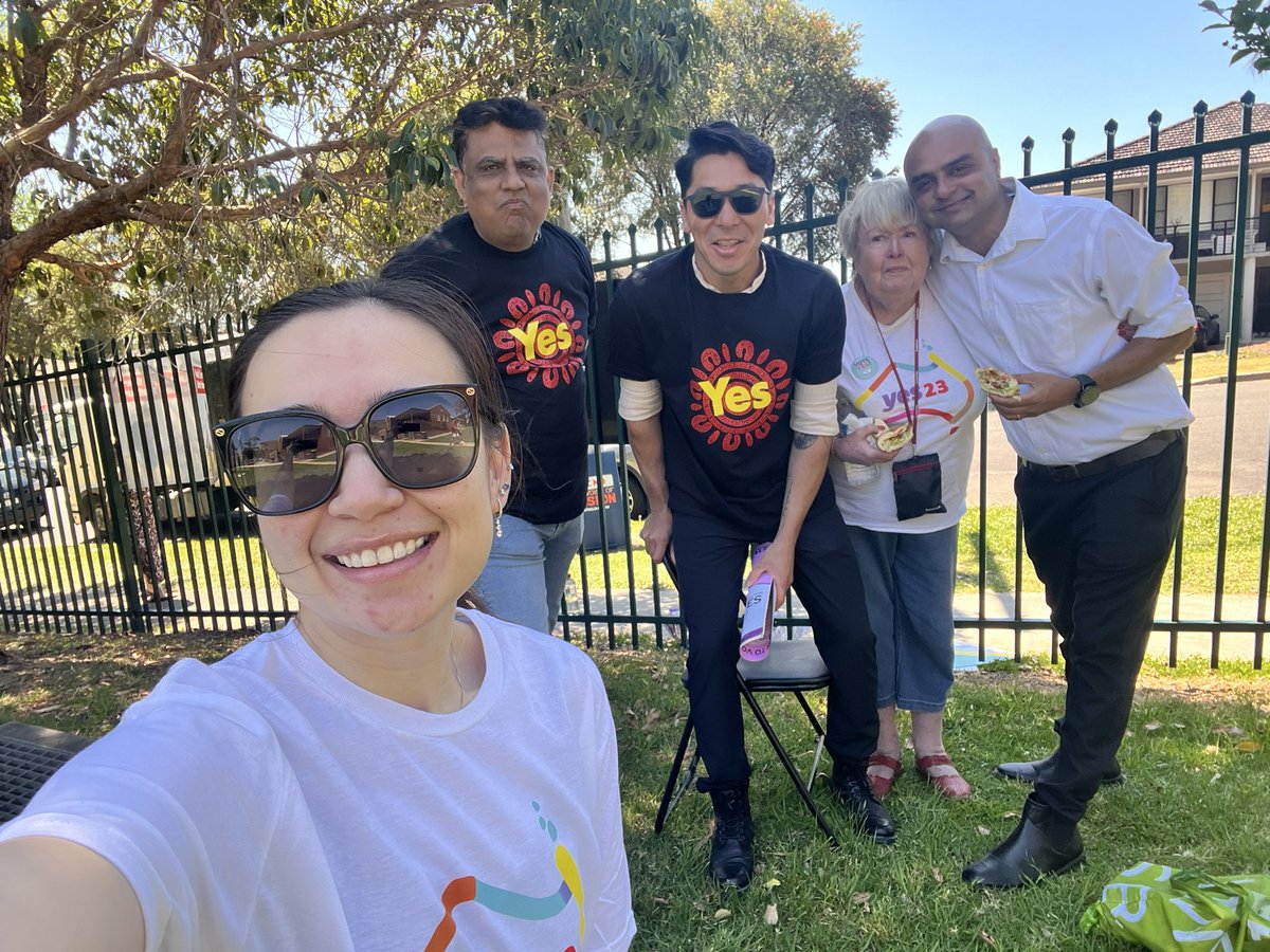 Speaking to voters in English, Hazaragi, Farsi & Urdu today about voting yes & standing in solidarity with the First Peoples of this land we now call home. #HazarasForYes volunteers at polling booths across Aus mobilising more than just Hazara communities! #Referendum @yes23au