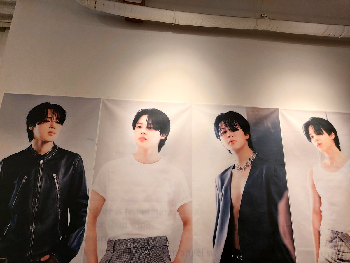 Go_kooklove's tweet photo. 지민이 보러 달싸왔어요..
언제나처럼 느끼지만 참 구성도 좋구 정성스러움이 가득해서 너무 좋아요
담에 또 올께요
@dalssacafe
@sweet_agong

#언제나_박지민
#HAPPY_JIMTOBER
#지민생일ㅊㅋ https://t.co/bw20N0UEeI