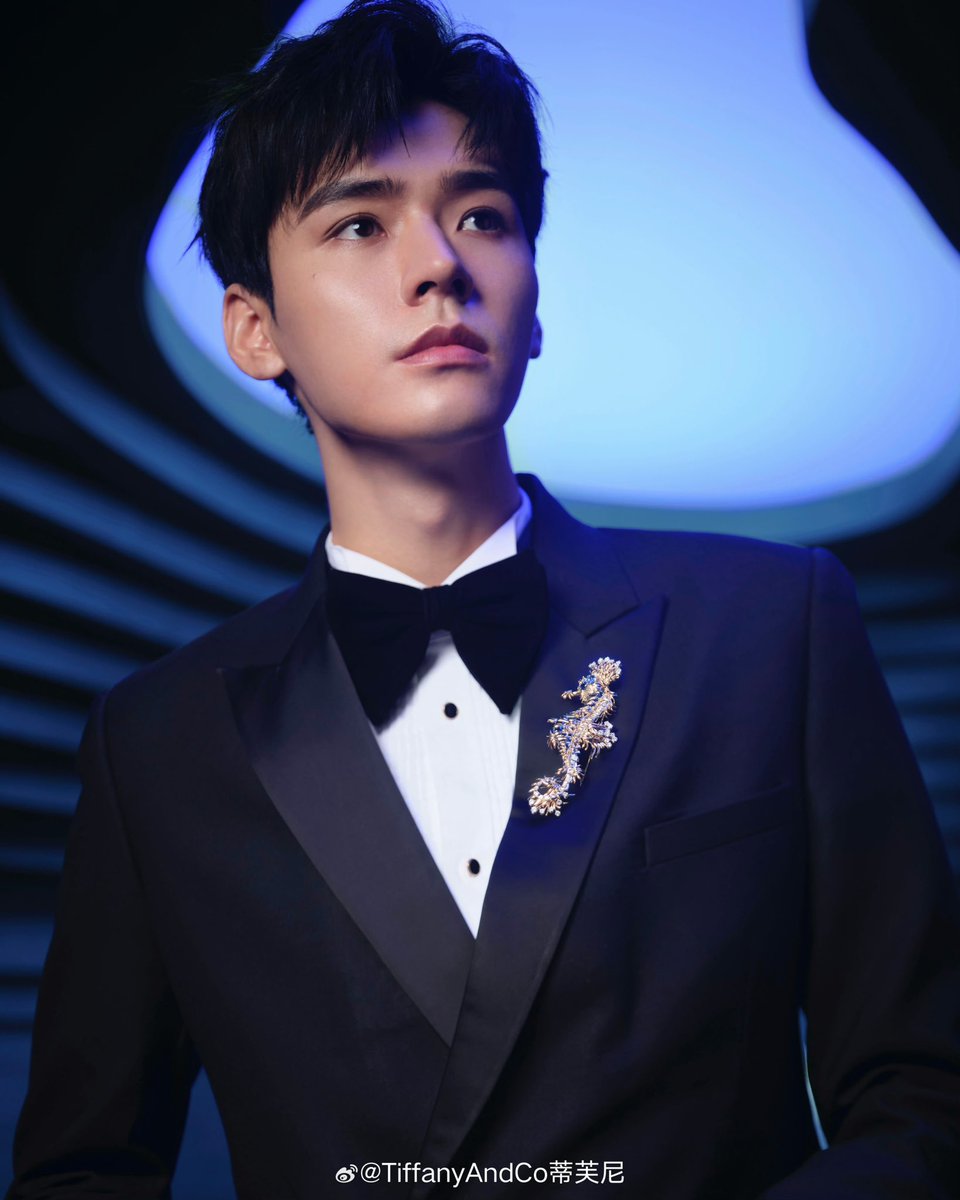 HappyLuckyHahah's tweet photo. Take my breath away~

#GongJun #龚俊 https://t.co/T7GvIdLPzM