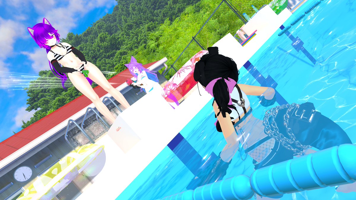 Lugzx's tweet photo. Thanks to everyone one that came out to the swimsuit photoshoot. and I hope you had fun, now it's time for some pic! Is it @iluluhd or is it  @Nypd1989 ? lol
#summersLastHurrah https://t.co/Np2acfIRsF