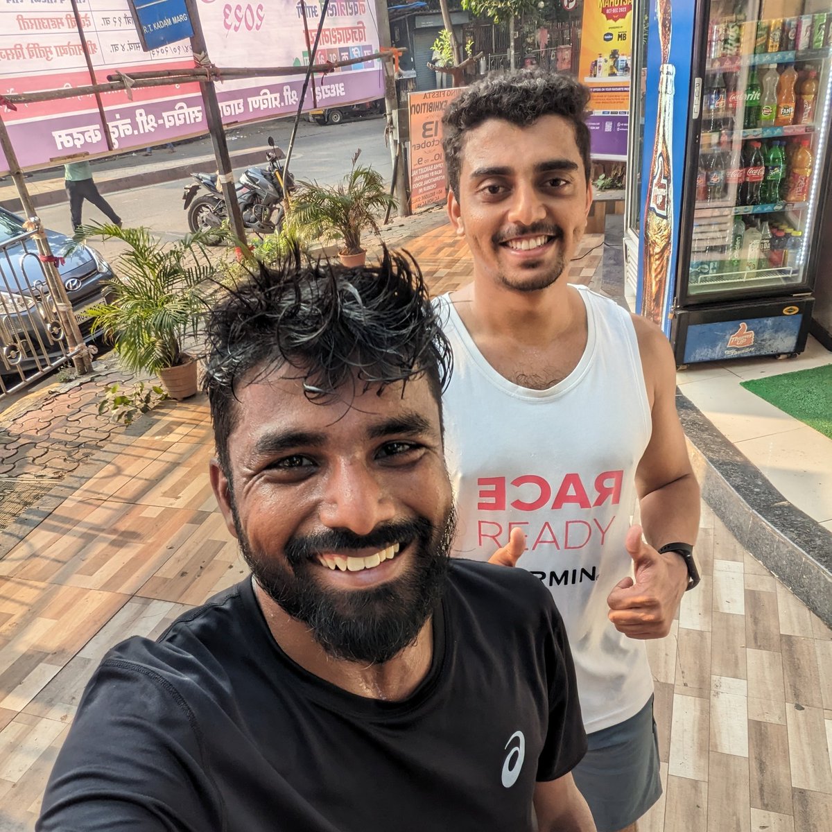 runkarthikrun's tweet photo. Day 4 of #NavRun (10K) last night at 10:20, followed by 12K this morning. Tested the watch in dense trees and apartment area, and it is on spot with Garmin, except for the first 1KM. Will share depth details on my review in @geeksonfeet soon.
Suggest a place to test trails.🫣 https://t.co/ZAz6TaBm8F