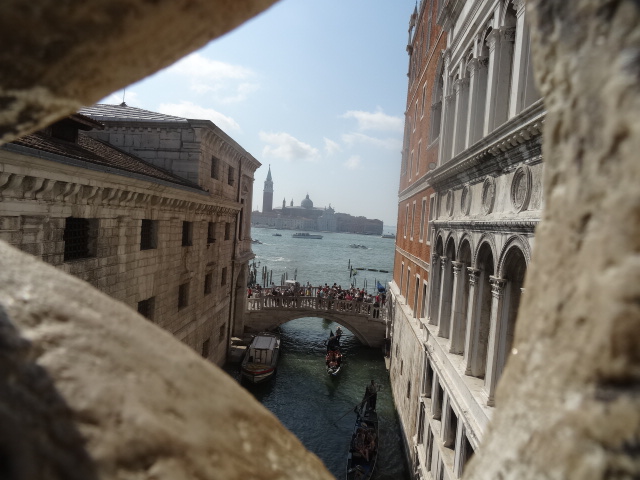 🇮🇹 🏛️ I could spend a lifetime in Venice

#Venice #VeniceItaly #CityOfCanals
#VenetianBeauty #RomanticGetaway
#GrandCanal #GondolaRide
#VenetianArchitecture #PiazzaSanMarco
#RialtoBridge #VeniceCanals #BridgeOfSighs