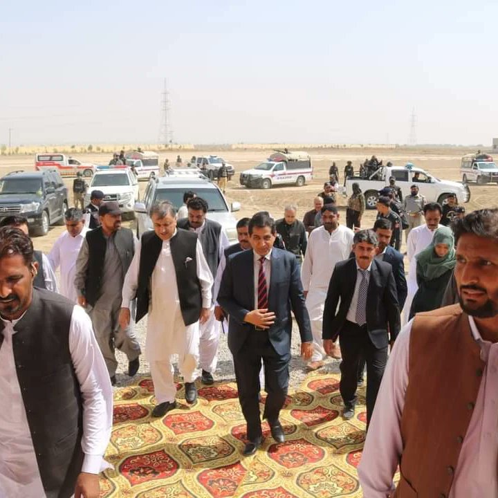 LUAWMSOfficial's tweet photo. Honorable Governor Balochistan Malik Abdul Wali Khan Kakar visited the new University College of Murad Jamali site at Rabi Canal near Dera Murad Jamali on October 11, 2023. Dr Najeeb Marri briefed the Governor on the HEC-Funded project, which piqued his interest.
#LUAWMS https://t.co/LN38zO1MEJ