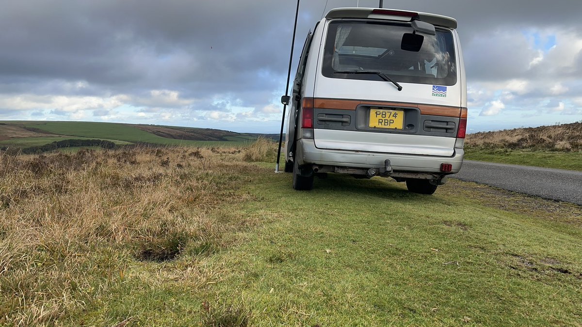 M0IAX's tweet image. Ive put up my linked dipole, on 40m #JS8Call for a while. Sat in the car out of the wind and rain though!