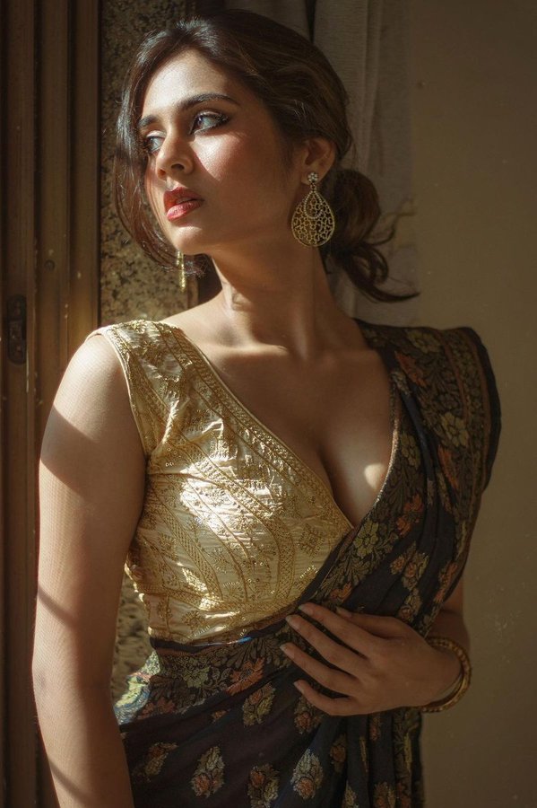 F8Y1iO8bIAAc9LJ?format=jpg&name=900x900