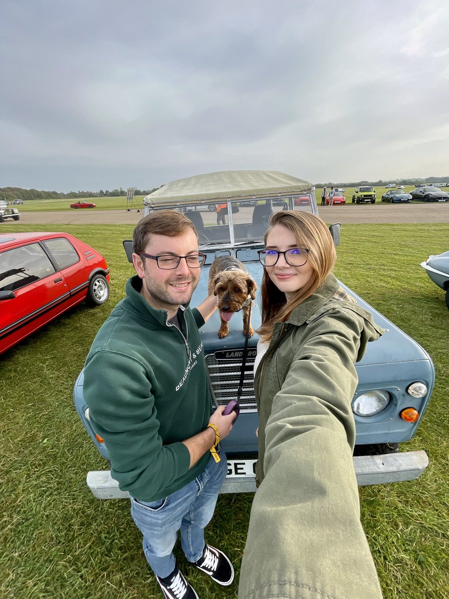 Cr0fty's tweet image. Arriving in style
#LandRover #classiccars